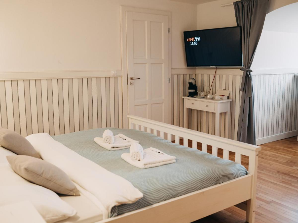 Vila Na Landeku Ostrava Extérieur photo