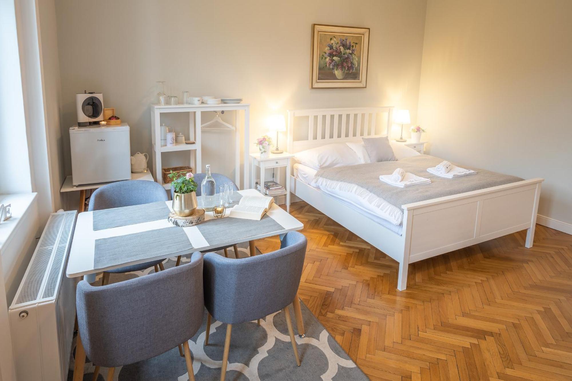 Vila Na Landeku Ostrava Extérieur photo